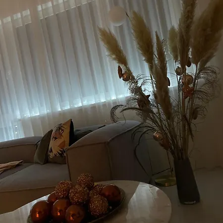 Bývaj U Mari V Mestskom Parku S Bezplatným Parkovaním Piest'any